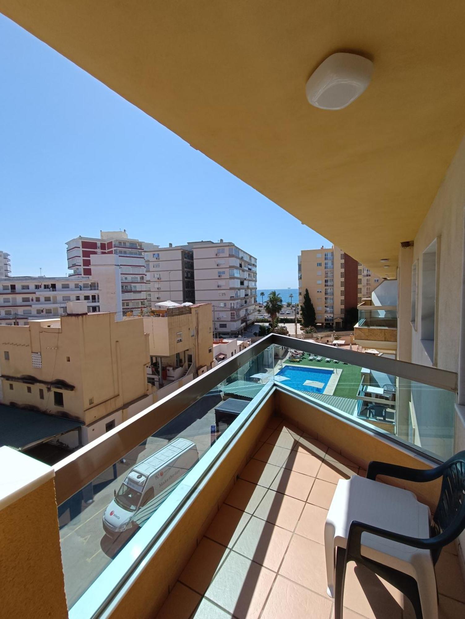Apartamentos Proamar Torre Del Mar Eksteriør billede